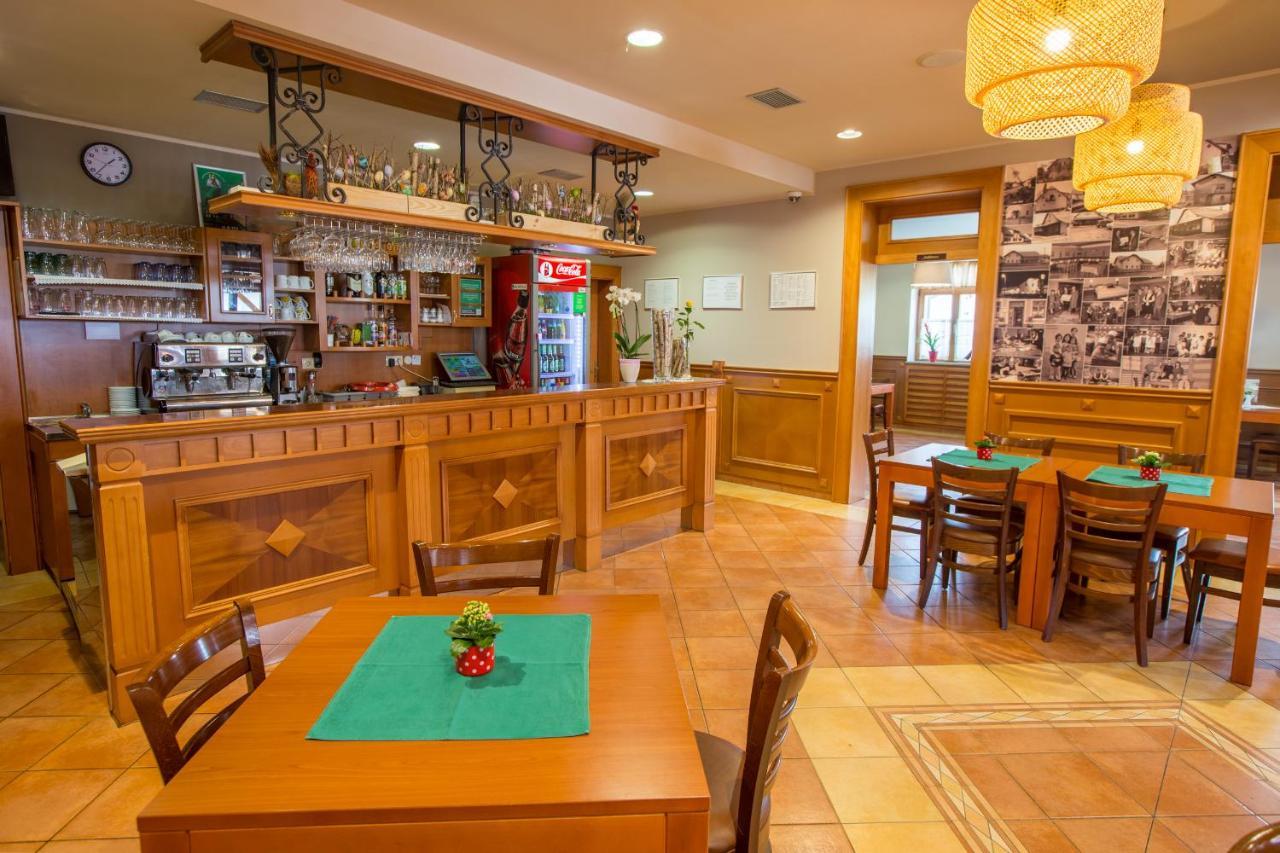 Guesthouse Beno Starše Eksteriør billede