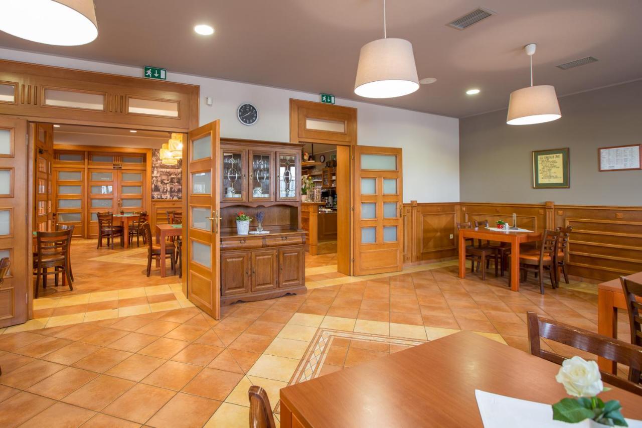 Guesthouse Beno Starše Eksteriør billede